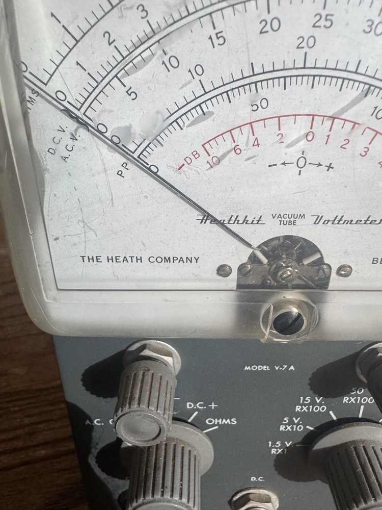 Heathkit Vacuum Tube Voltmeter Model V-7A MISSING PROBES