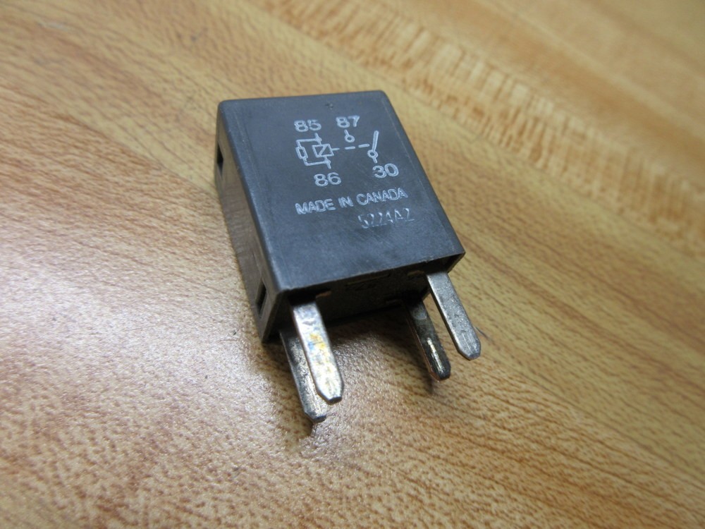 Omron 12088567 Relay (Pack of 3)