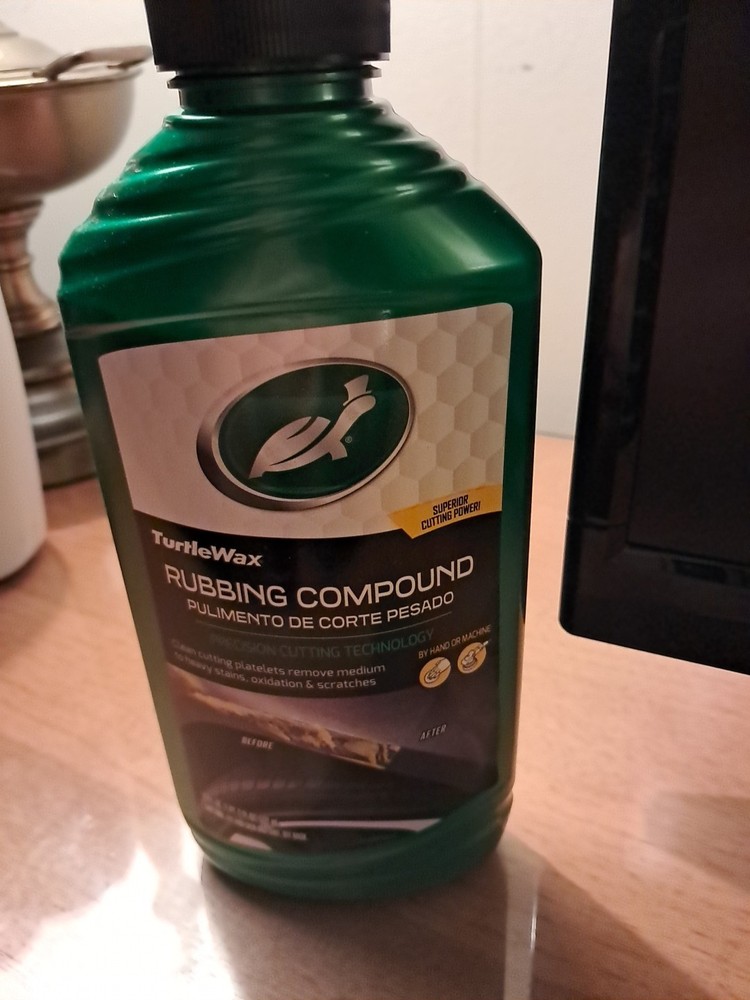 Rubbing Compound Turtle Wax  18oz Bottle