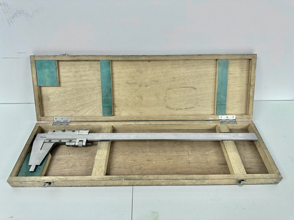 Mitutoyo 160-116A Vernier Caliper