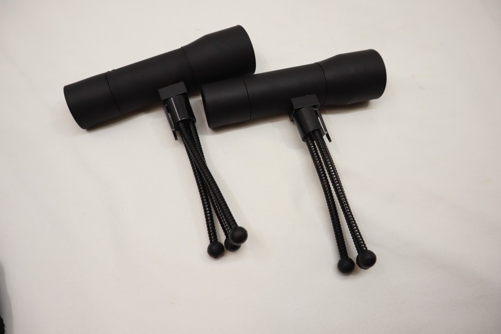 (2) PORTABLE MONOCULAR MINI SCOPE W/TRIPOD ***