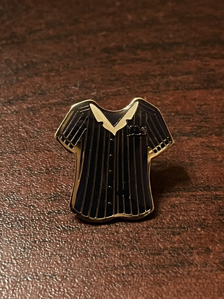 McDonald’s Uniform Shirt Employee Lapel Hat Pin