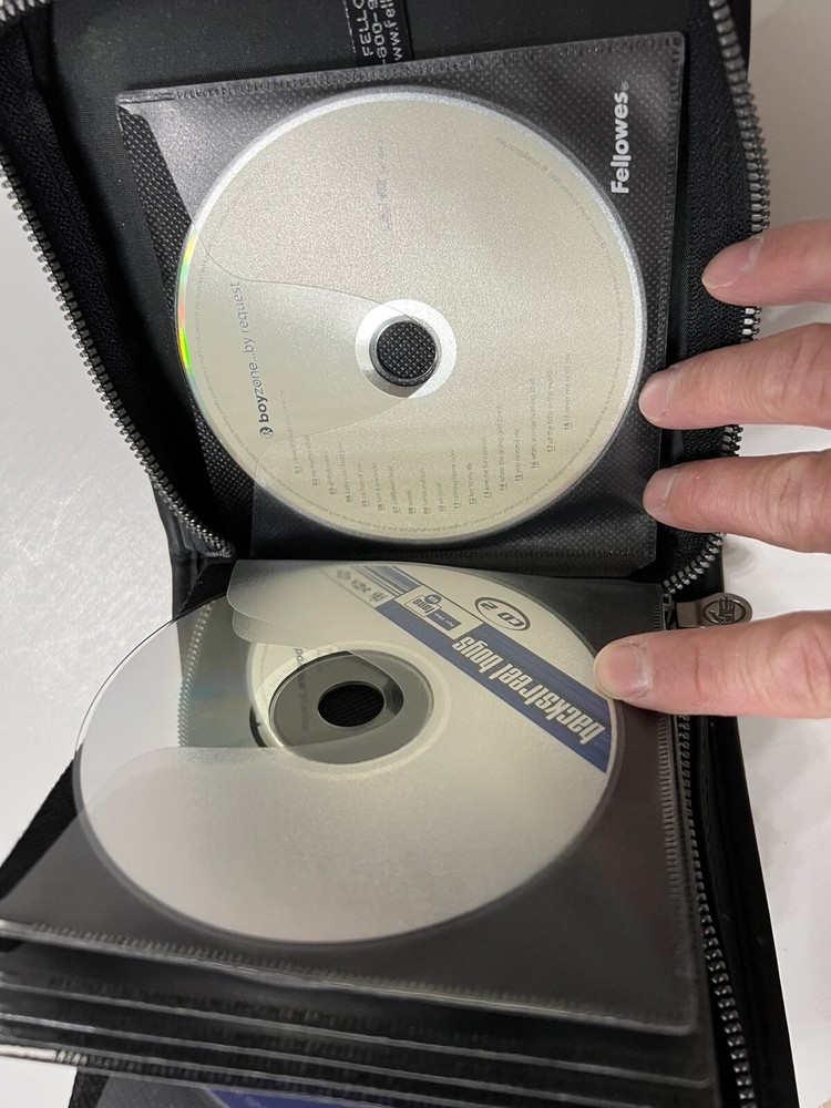 Retro Philips AX2411/17 CD Player 45 Second ESP+ Case+ 30 Discs Read For Details