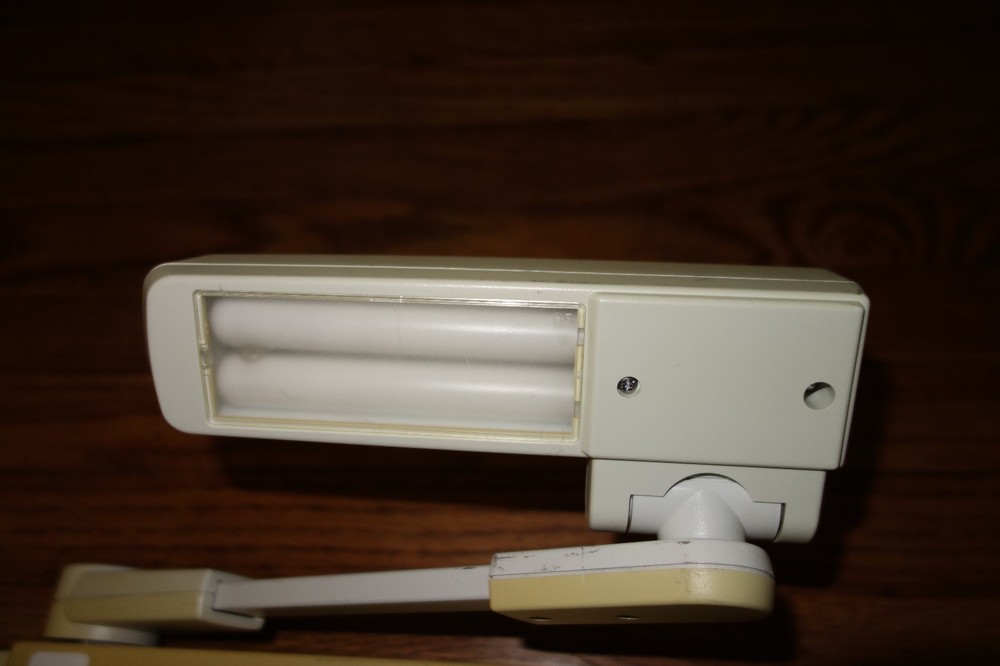 EPSON ELPDC04 High-Resolution Desktop Document Presentation / Presenter Camera