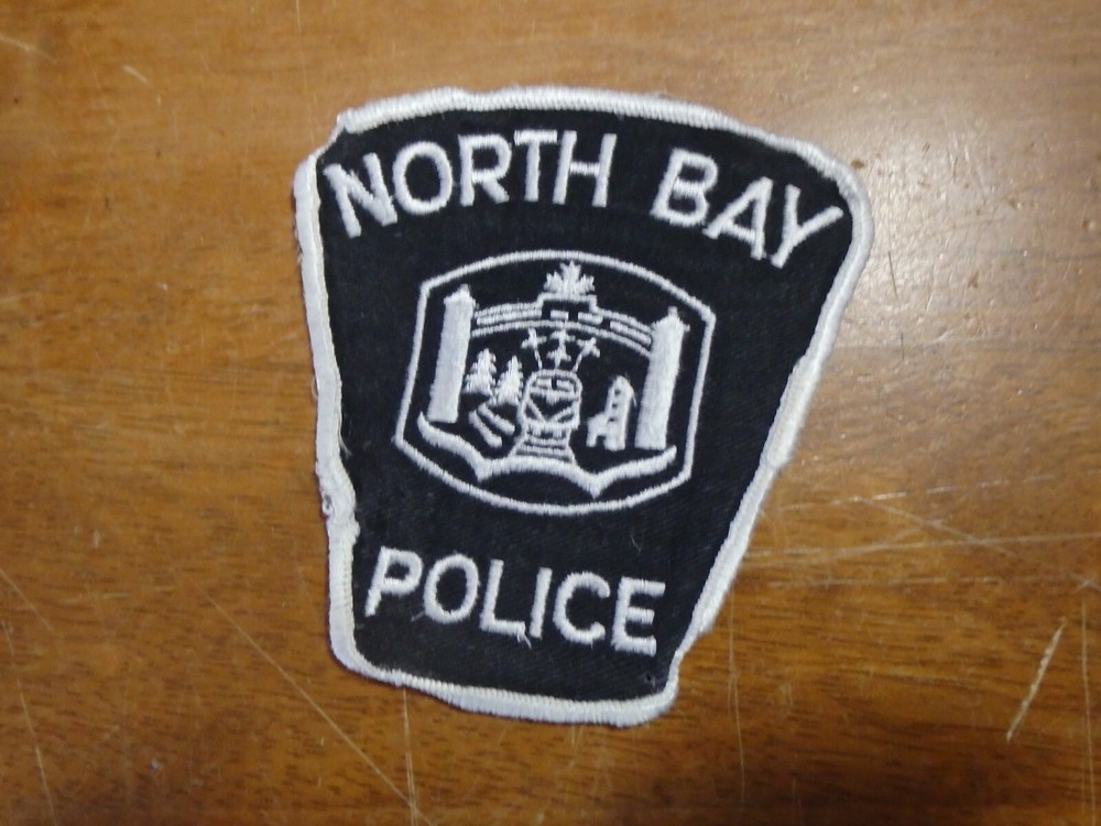 NORTH BAY POLICE CANADA  OBSOLETE OLDER  PATCH BX E#11