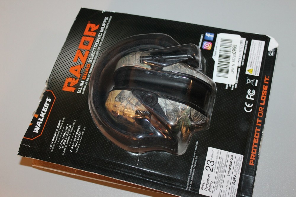 Walker's Razor Quad Electronic Muffs 4 Mic - MAY NOT WORK