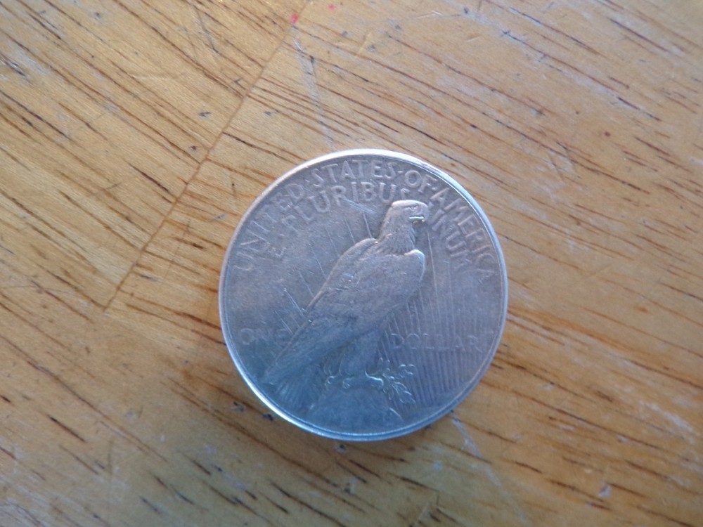 1925 Peace Dollar 90% Silver, fine