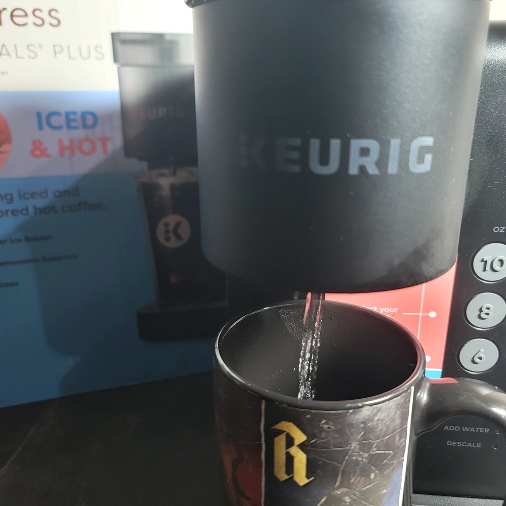 Keurig K-Express Essentials Plus Coffee Maker Iced & Hot