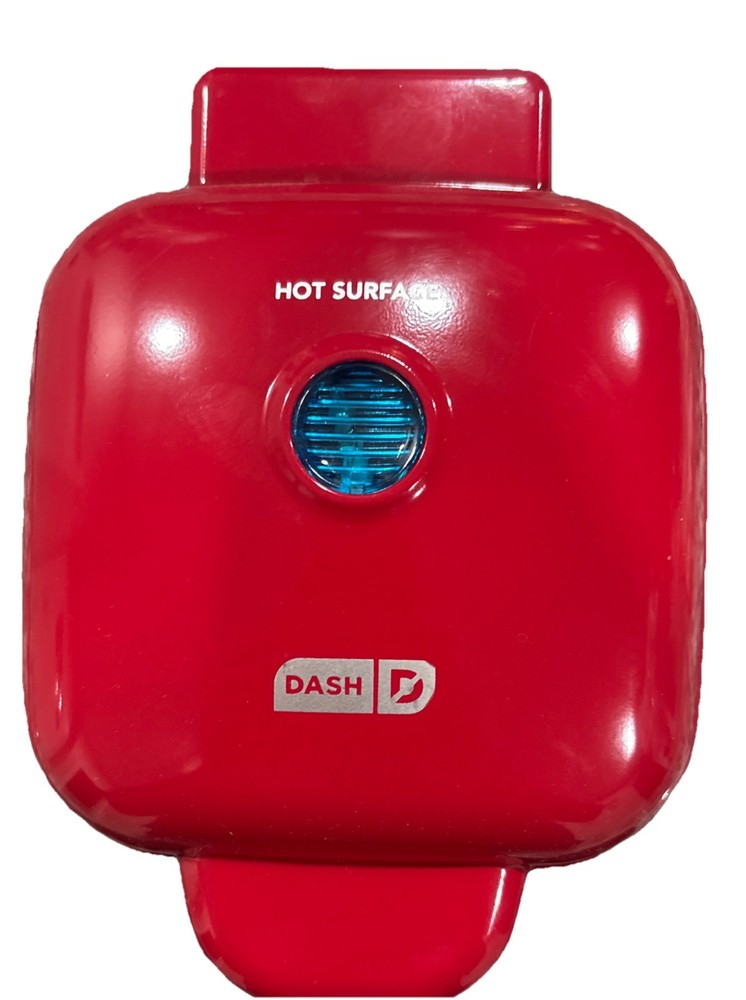 Dash Egg Bite Maker Red