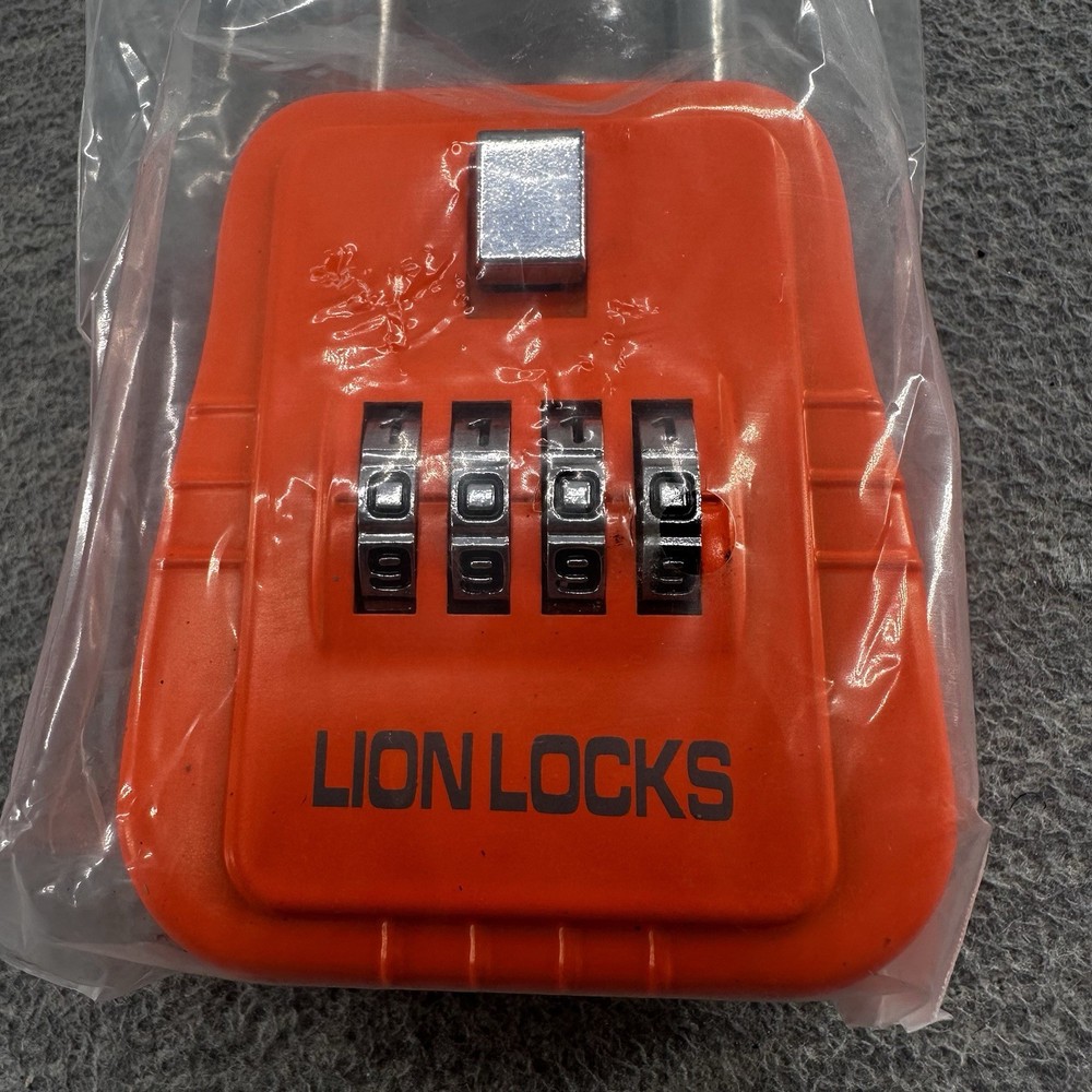 LION LOCKS 1500 -Key Storage Lockbox - Code Lock Portable & Key Holder GC