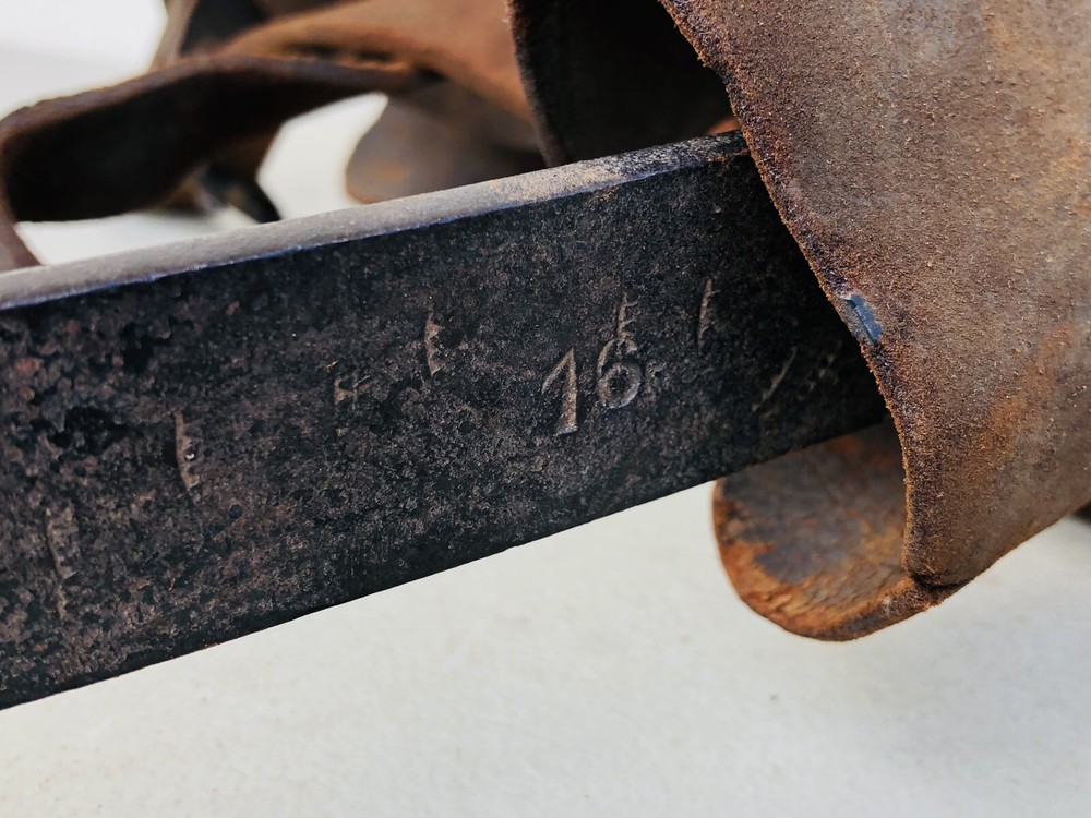 Vintage LINEMAN POLE/TREE CLIMBING SPIKES & PADS