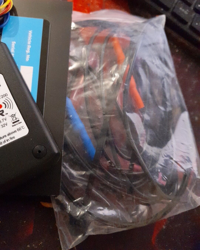 oxford vantage motorcycle gps tracker bnib ad