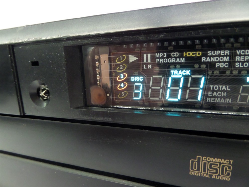 Denon DCM-280 5-Disc CD Auto Changer