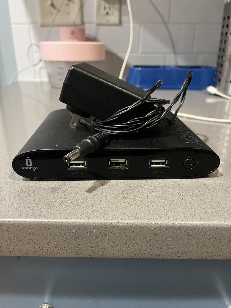 iomega Diskless System iConnect Wireless Data Station