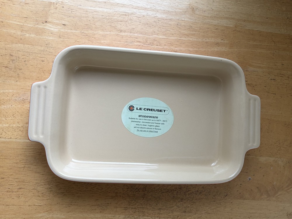 New - Le Creuset Flame Orange Rectangular Baking Dish 10x7 Stoneware