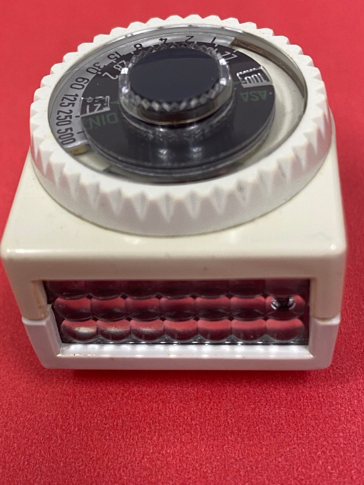 VOIGTLANDER VINTAGE COMPACT SELENIUM METER