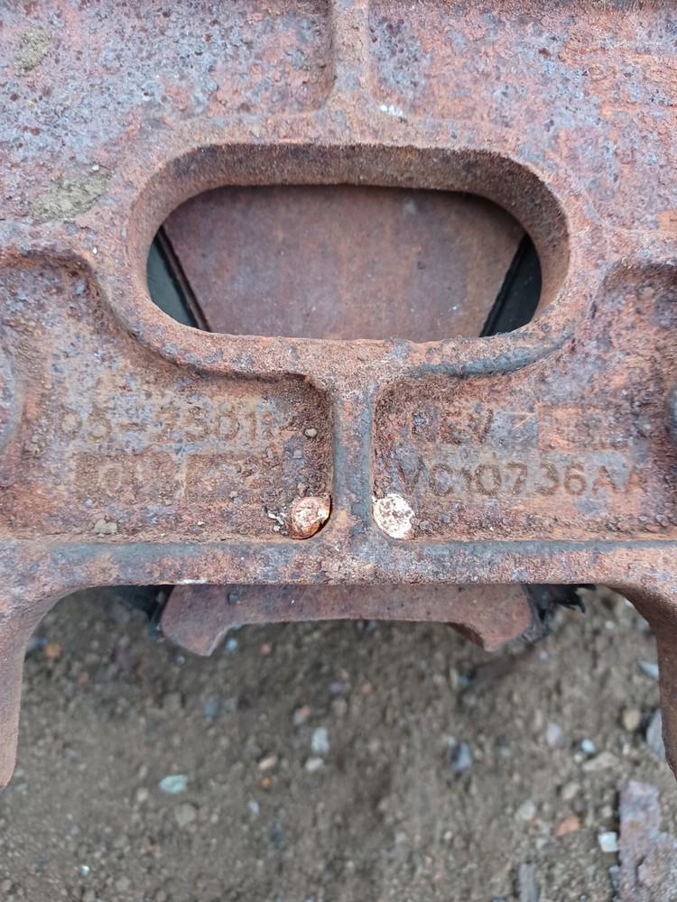 Peterbilt 379 Motor Mounts 05-25011 Vc10736aa