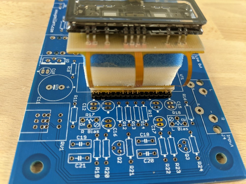 Anti-vibration mount for Korg nutube 6P1