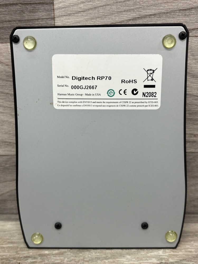 Digitech RP-70 Guitar Multi-Effects Processor with Amp Modeling (A1D026467)