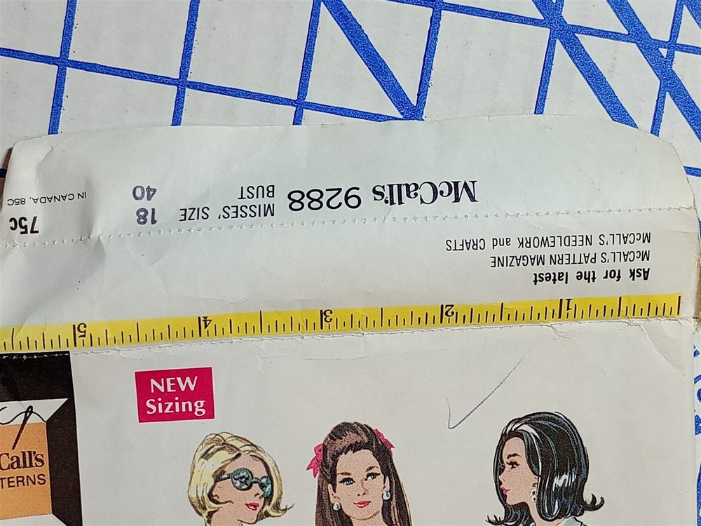 MCCALLS 9288 SEWING PATTERN SIZE 18