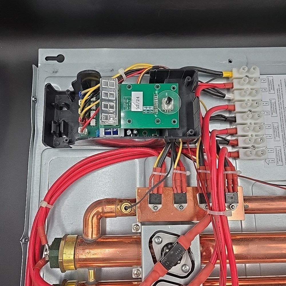 *FOR PARTS* EcoSmart 36 kW 7.03 GPM 240-Volt Electric Tankless Water Heater