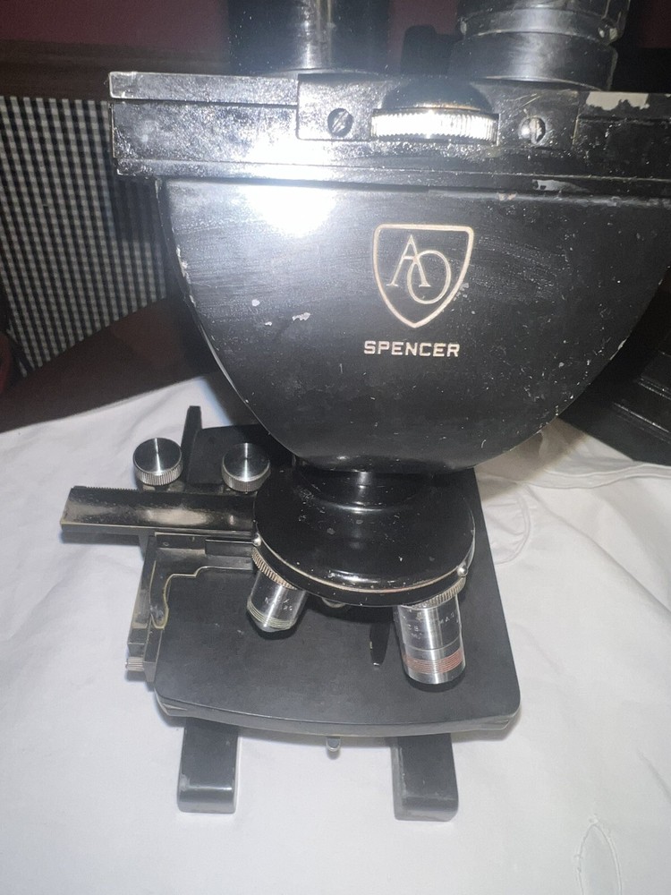 Antique AO Spencer Binocular Microscope w/ 3 Objectives Works #303401