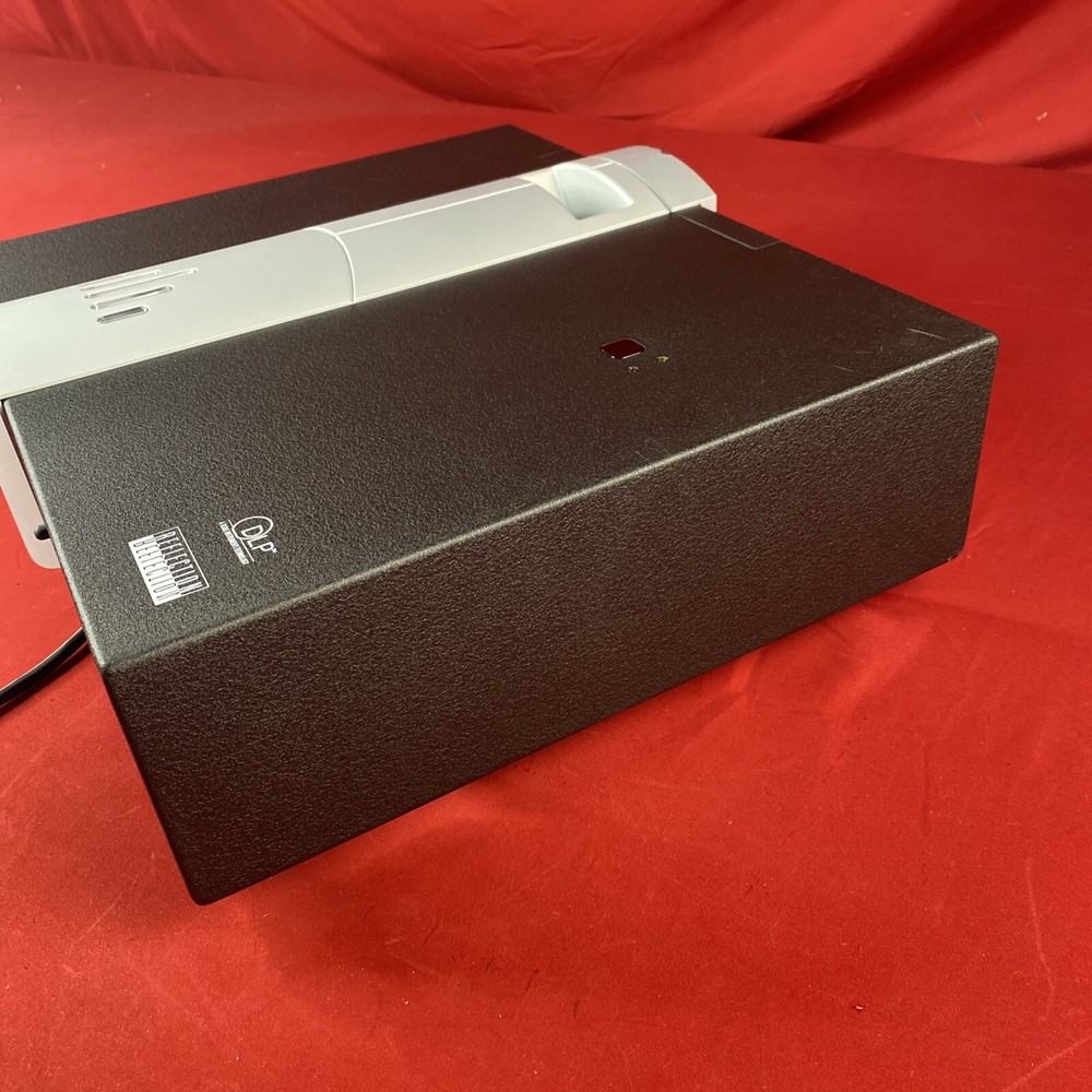 Runco Reflection (CL-510) Home Theater Projector