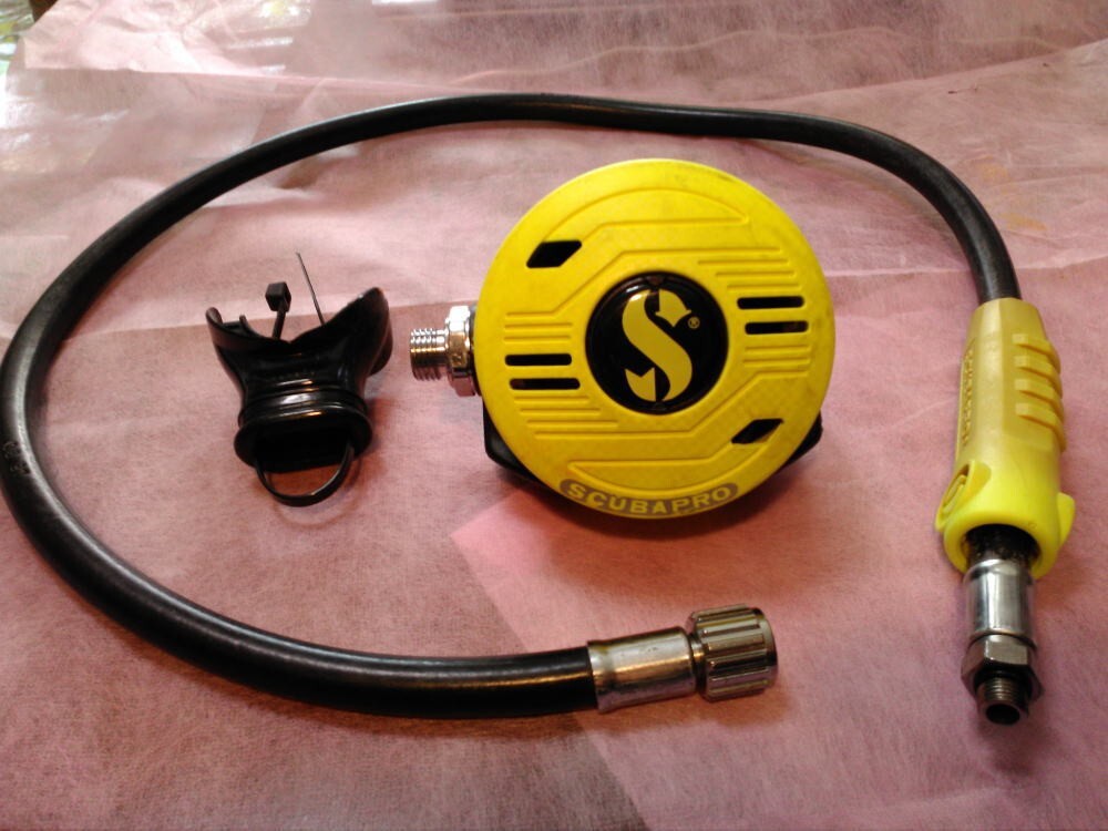 Scubapro R190 / 71003 , Good condition.