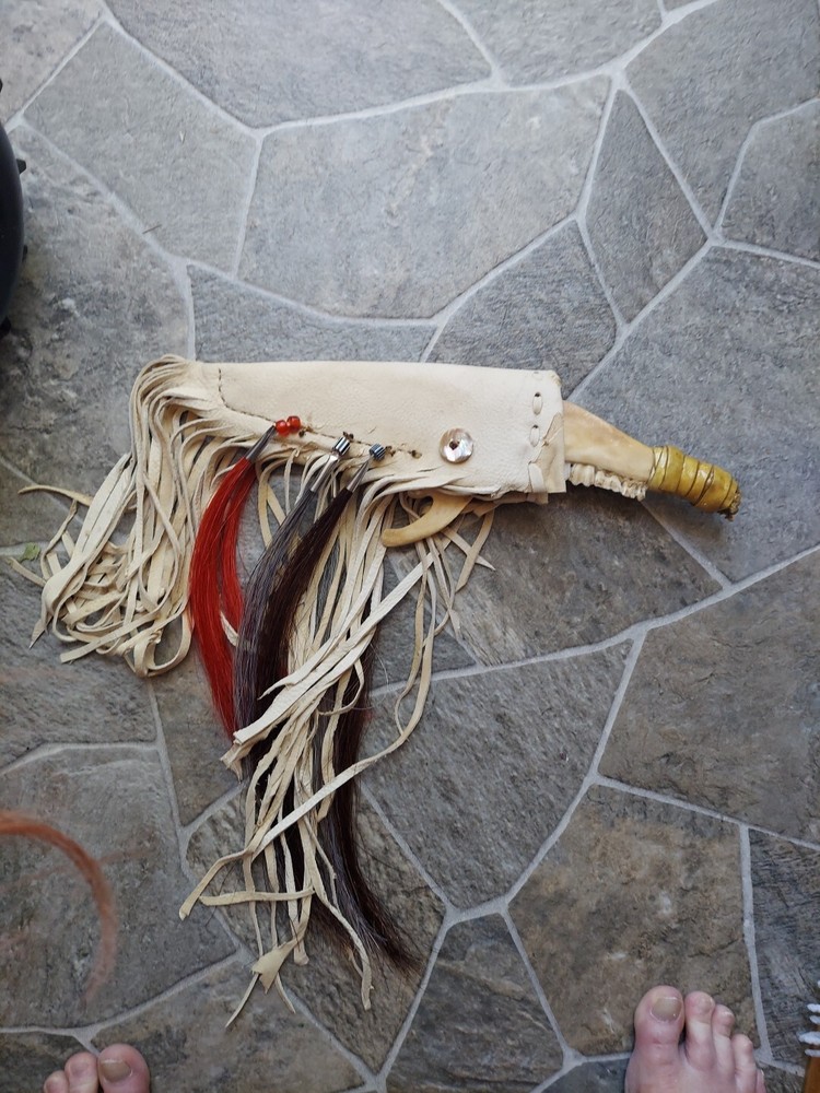 Native American Primitive Bone Knife & Jawbone Handle