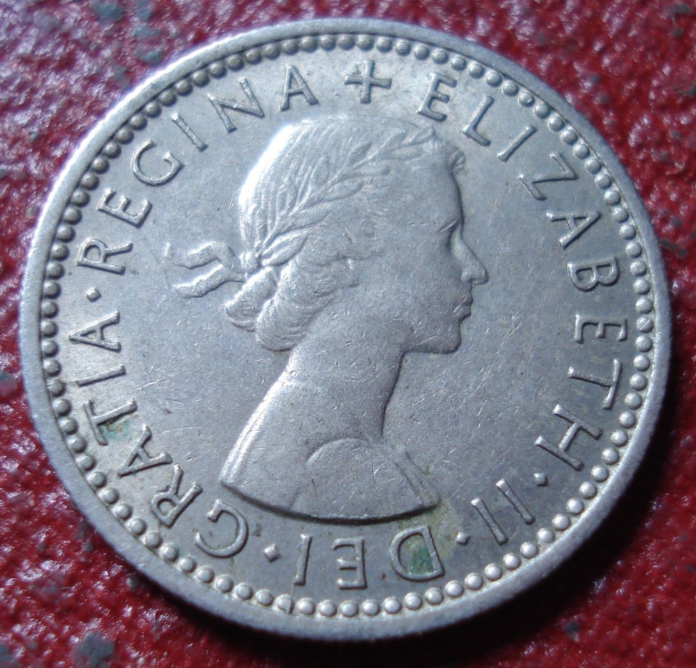 1956 BRITISH SIX PENCE IN EF CONDITION