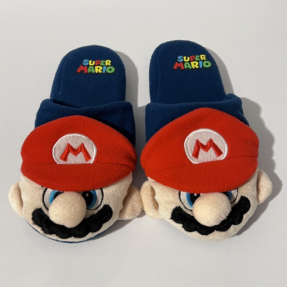 Super Mario Slippers Boys size 4