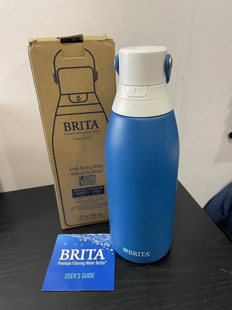 BRITA PREMIUM FILTERING WATER BOTTLE LG CAPACITY 32 OZ. FILTER INSIDE