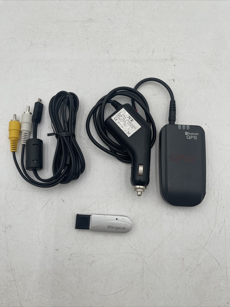 CoPilot Bluetooth GPS Receiver (BTGPS3) D1598-S