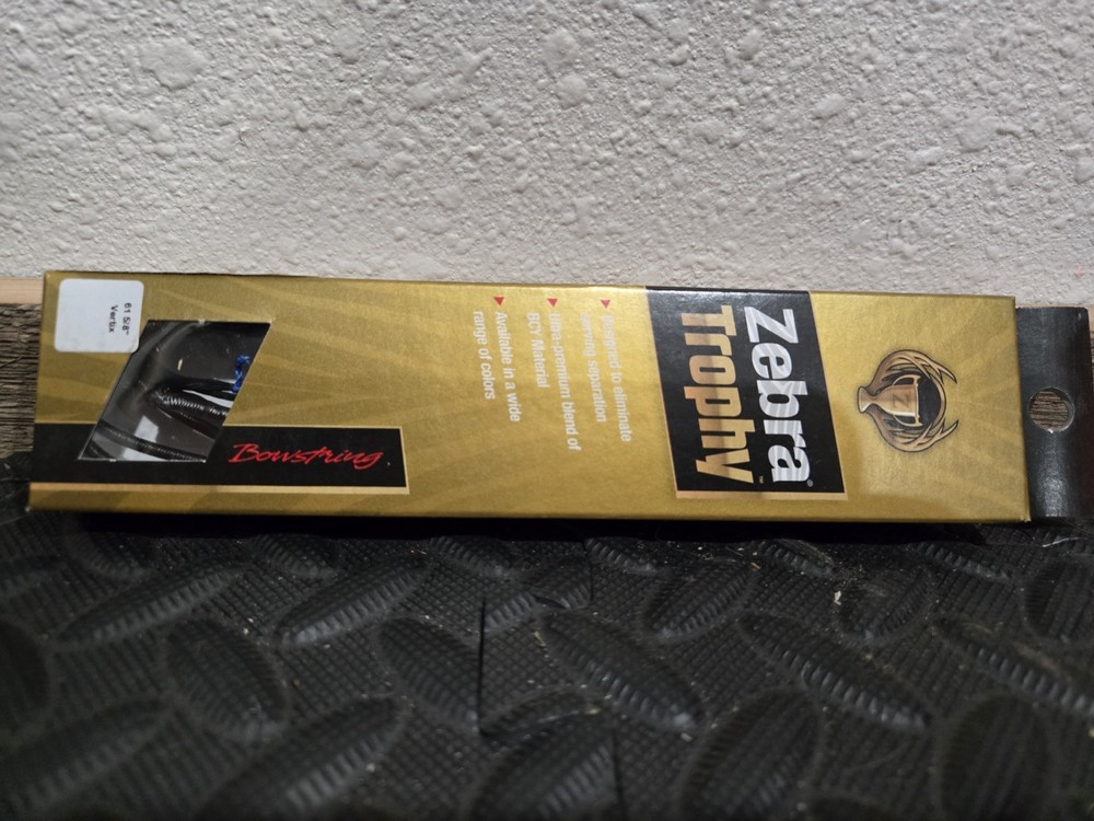 Mathews Vertix Zebra Trophy String