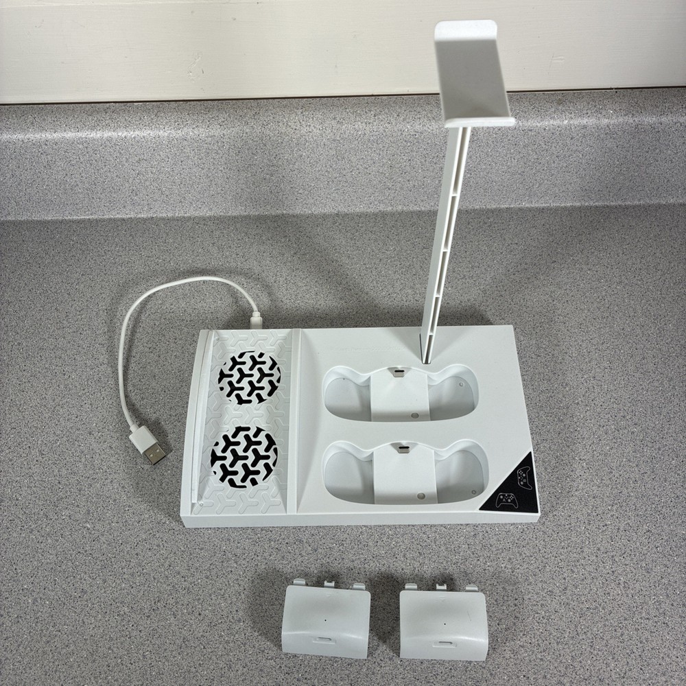 Xbox Series S Vertical Cooling Stand Controller Rechargeable Pack Robot White