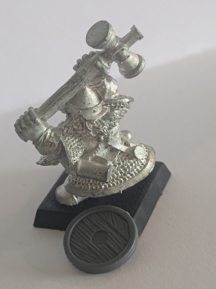 Warhammer Dwarf Hammerer - Metal