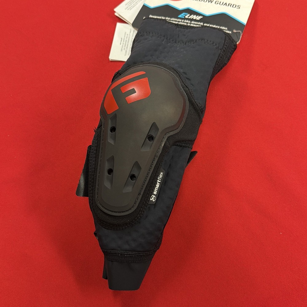 G-FORM E LINE , Knee Guards Adult Medium Black, New