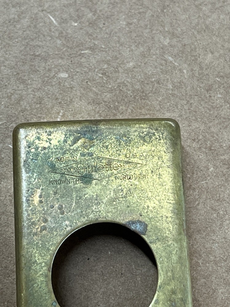 Gillette Old Type Ball End - With Case And Blade Case