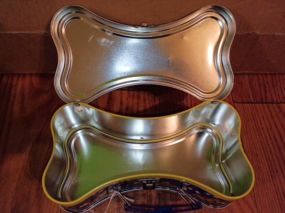 Scooby-Doo Bone Shaped Metal Storage Tin.