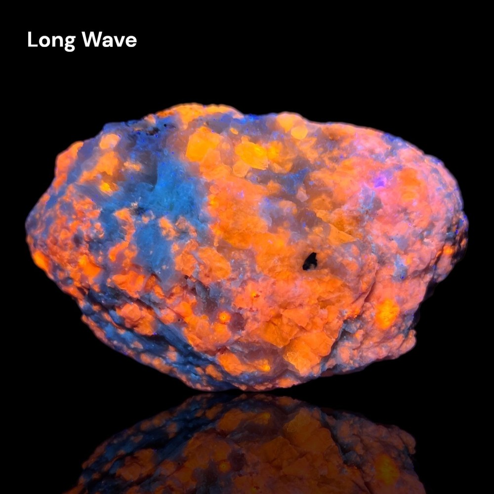 472 G Rare Fluorescent Sharp Phosphorescent Hackmanite, Phlogopite, Calcite AFG