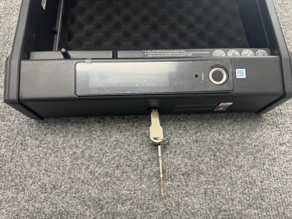 Lockly Smart Safe PGV528WMB