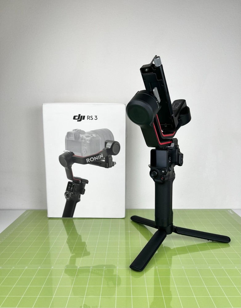 DJI RS 3 3-Axis Gimbal Stabilizer - Unactivated