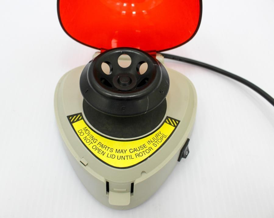 Labnet C1301R Mini Centrifuge, Quick Spin, Interchangeable Rotors (3377007)