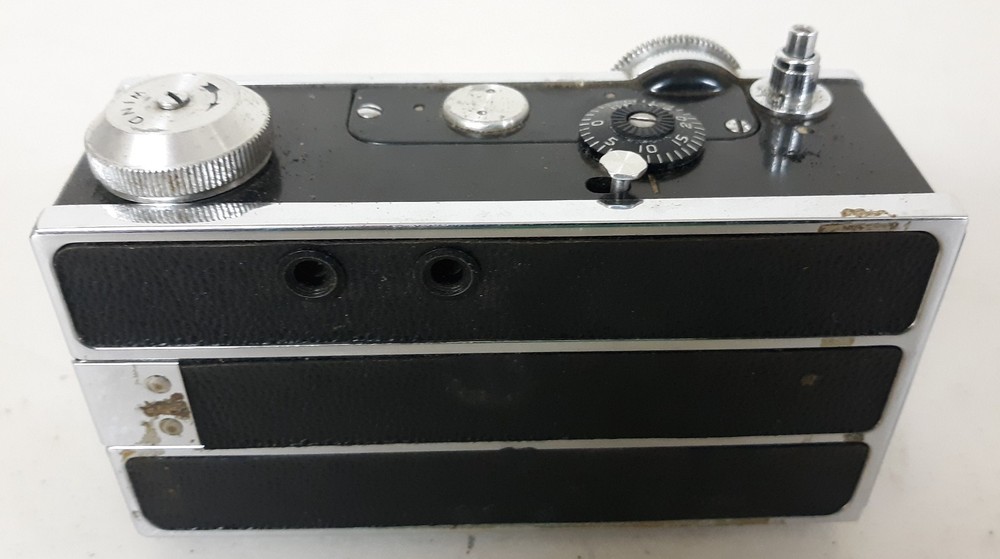 Argus C3 Camera 35mm Rangefinder with Leather Case - Vintage