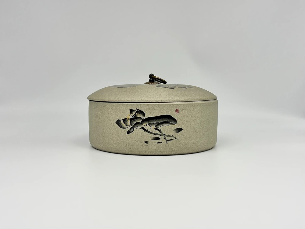 Lotus-shaped coarse pottery tea caddy
