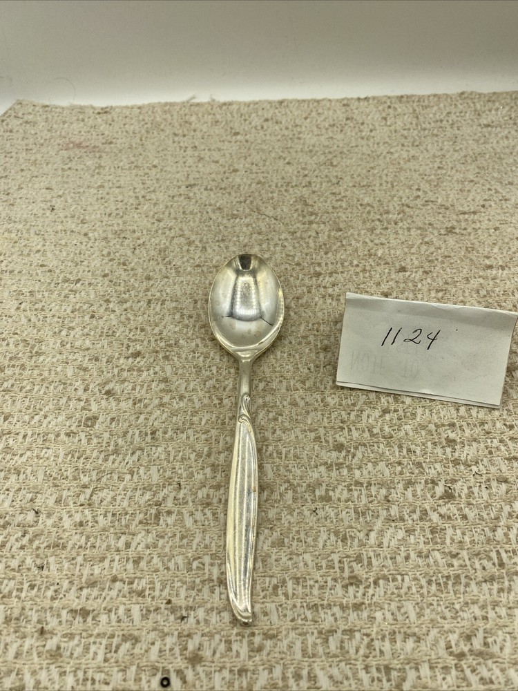 Wm Rogers IS 1958  “SWEEP” Serving Spoon 6.75” Silverplate Flatware