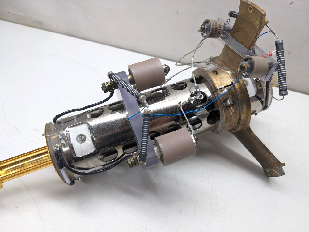 "Unknown" Mass Spectrometer Quadrupole Assembly