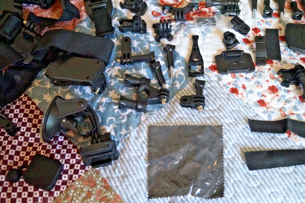 GO PRO & COMPATIBLE PORTABLE CAMERA ACCESSORIES 95 PC LOT + CASES
