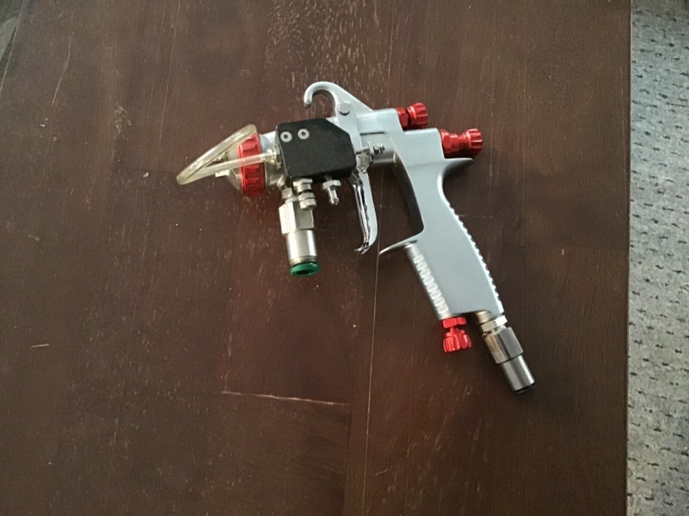 2K adhesive spray gun