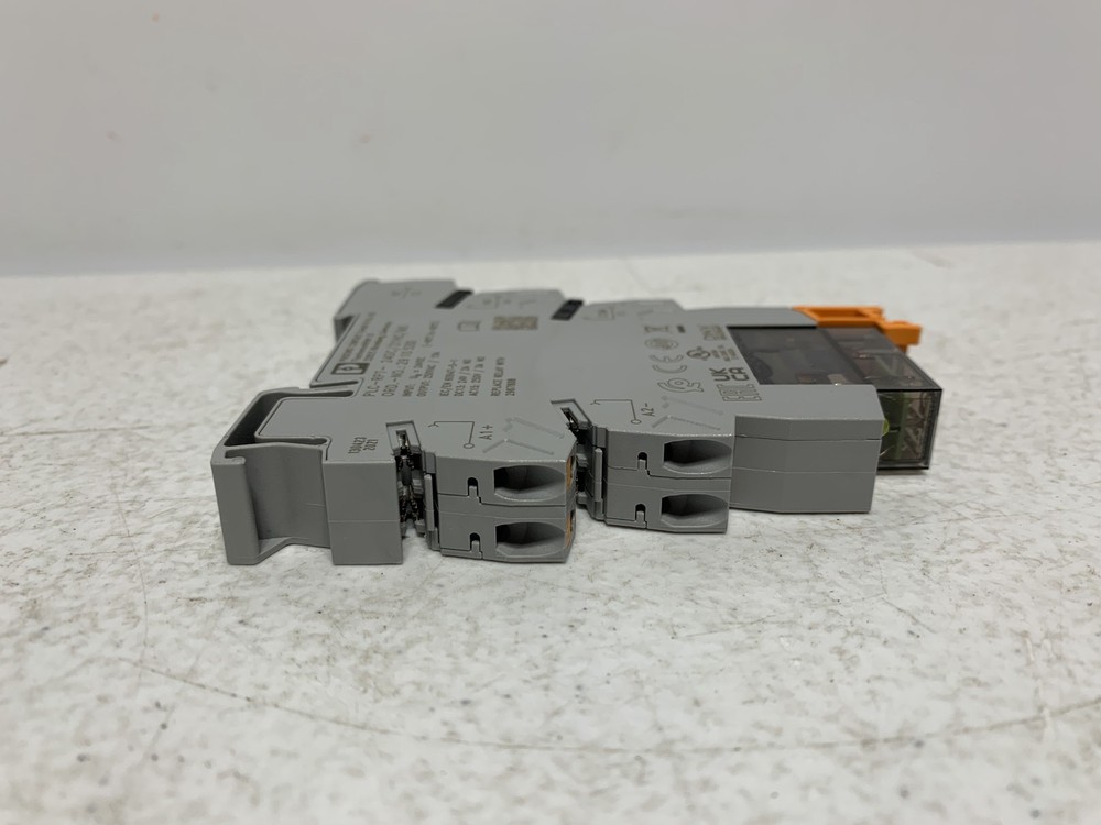Phoenix Contact 2910530 Relay Module 24V DC